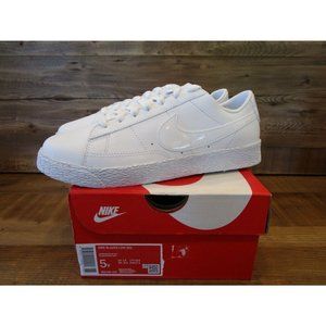 Nike Kid's Blazer Low (GS) Athletic Shoes Size 5Y